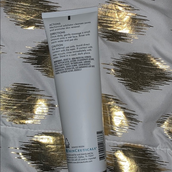 Face scrub - Picture 2 of 2